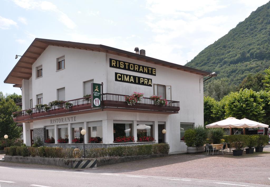 Albergo Ristorante Cima I Pra' 폰테 넬랄피 외부 사진