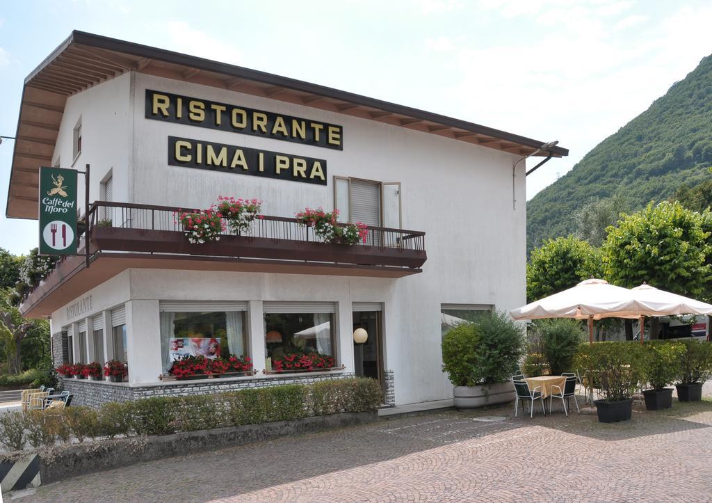Albergo Ristorante Cima I Pra' 폰테 넬랄피 외부 사진